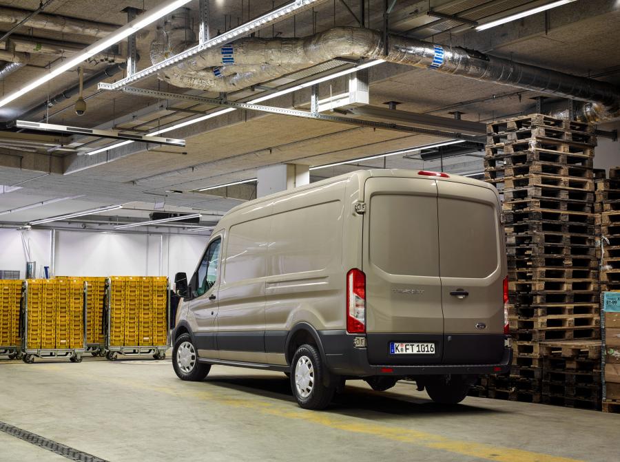  Ford Transit EcoBlue 2016 года  (фото 5 из 19)